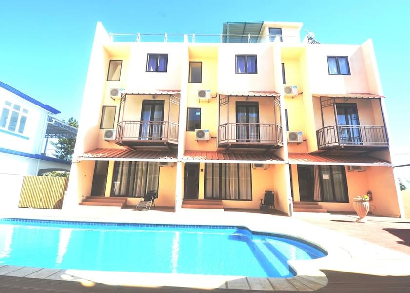 MU Flic-en-Flac Facade