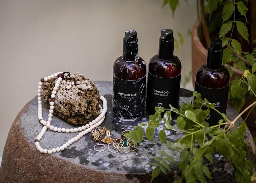 MU Poste Lafayette Bathroom