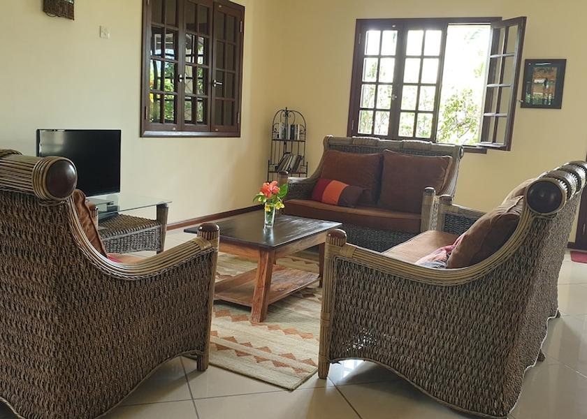 MU Black River Living Area