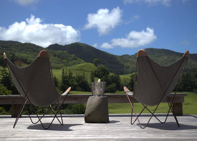 MU Vieux Grand Port Exterior Detail