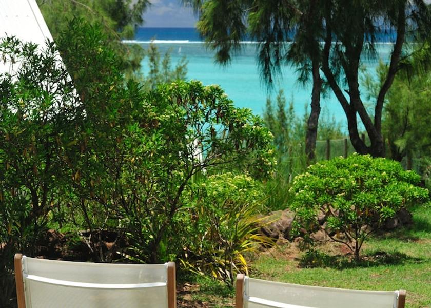 MU Rodrigues Island Exterior Detail