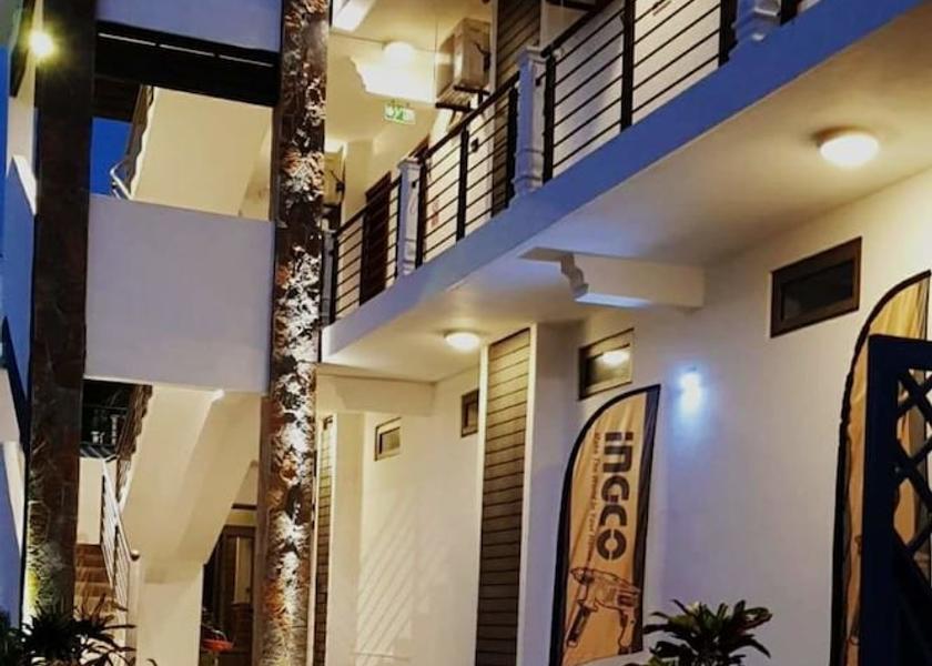 MU Rodrigues Island Entrance