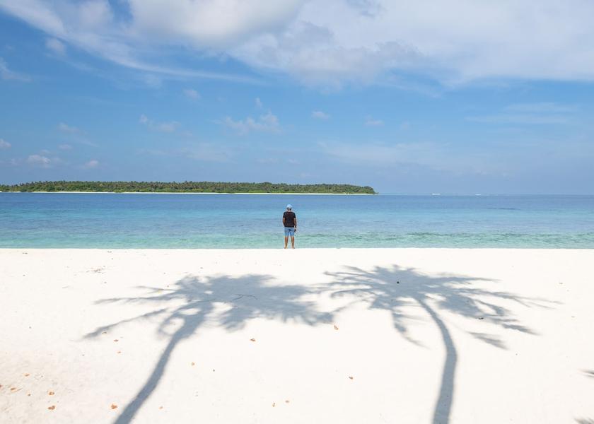 MV Maalhos Exterior Detail