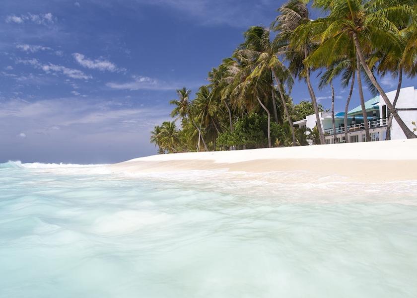 MV Maalhos Primary image