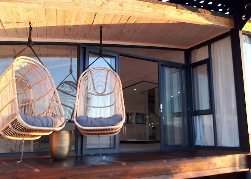  Solitaire Exterior Detail