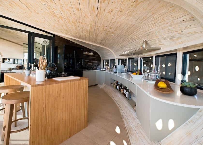  Solitaire Interior Entrance