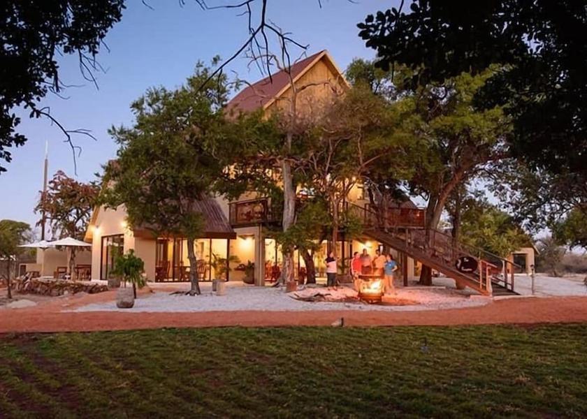  Tsumeb Exterior Detail