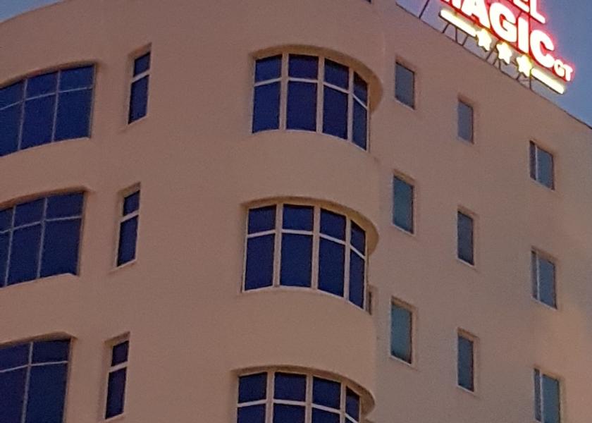  Pitesti Exterior Detail