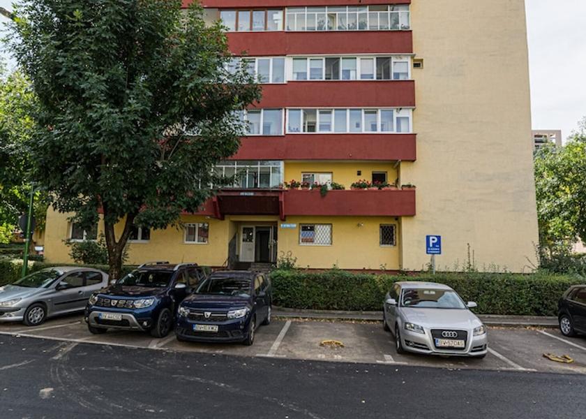  Brasov Exterior Detail