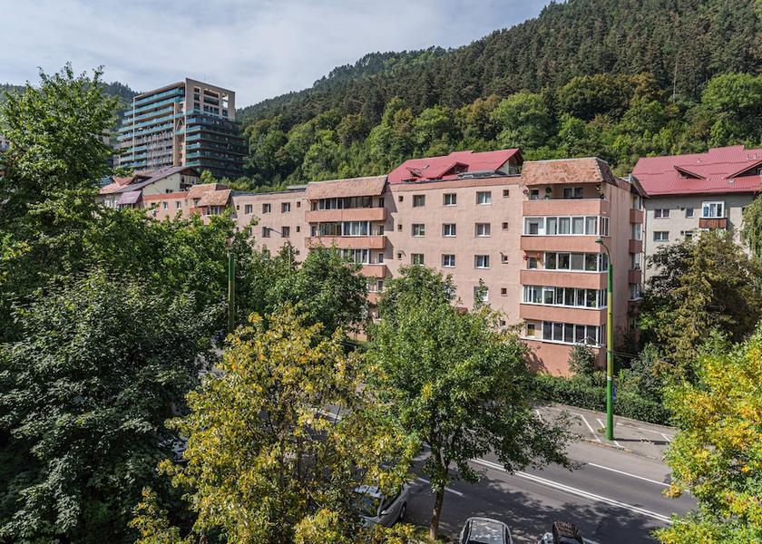  Brasov Exterior Detail