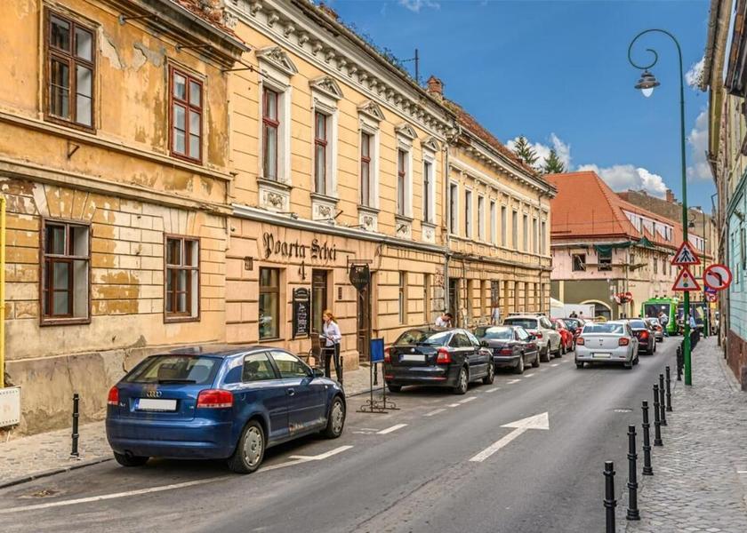 Brasov Exterior Detail