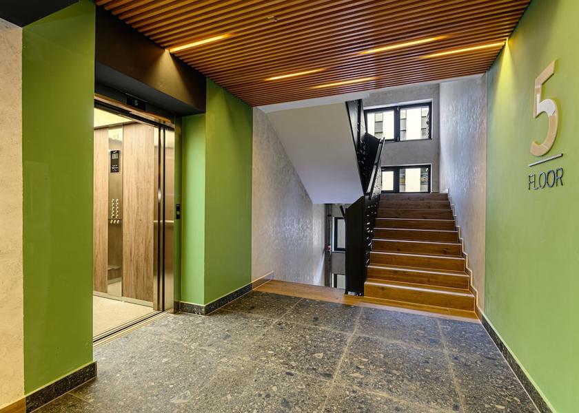  Brasov Exterior Detail