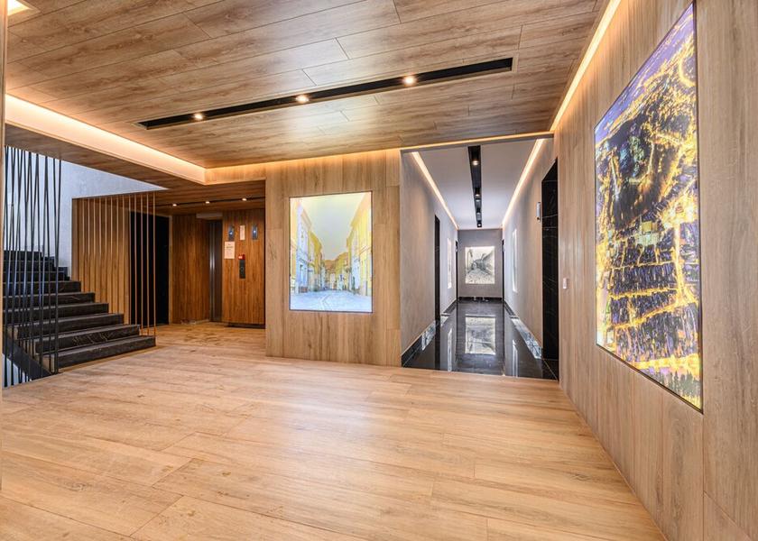  Brasov Exterior Detail