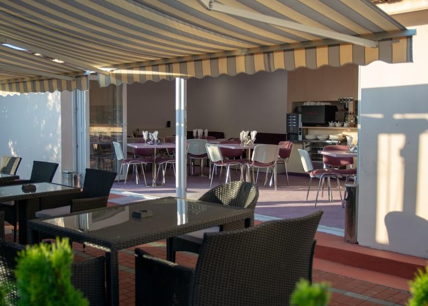  Otopeni Exterior Detail