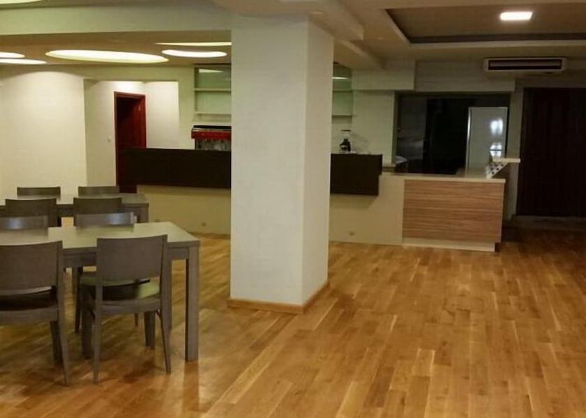  Braila Interior Entrance