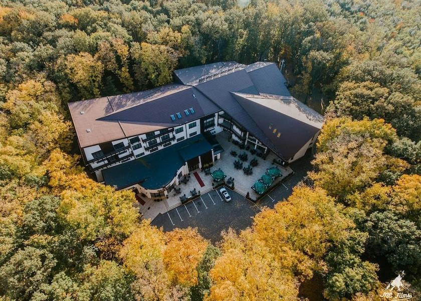  Botosani Primary image