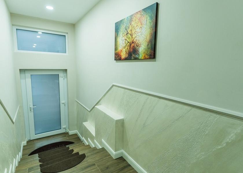  Oradea Exterior Detail