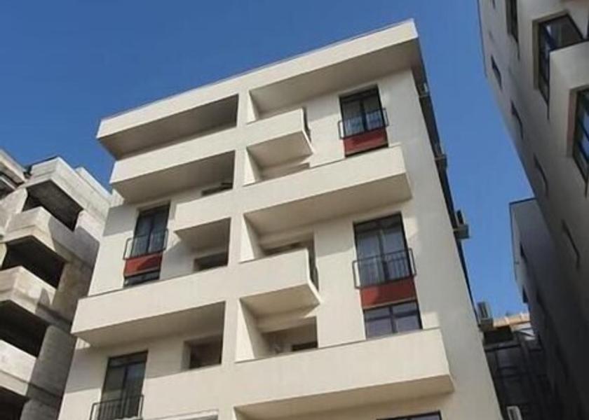  Navodari Exterior Detail