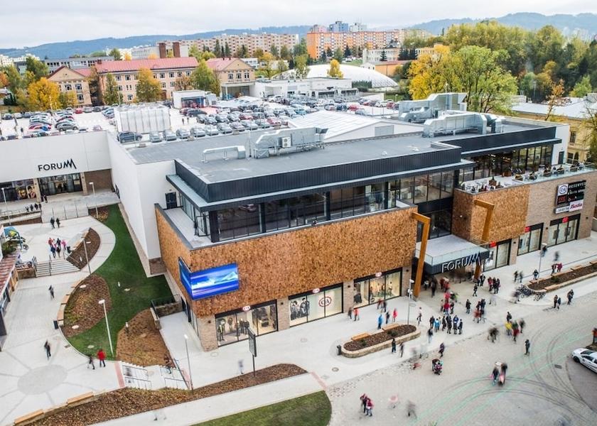  Poprad Exterior Detail