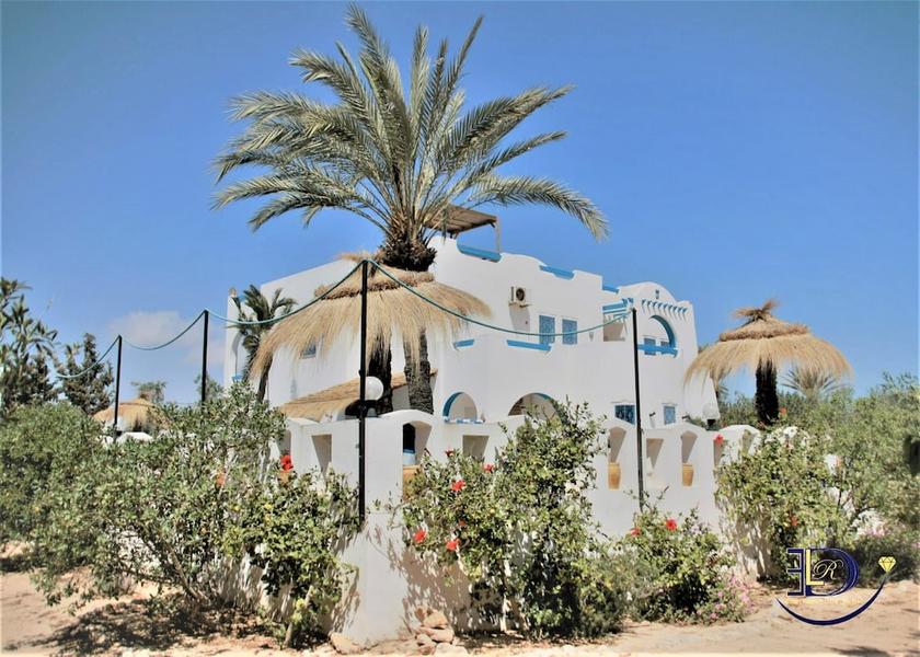  Aghir Exterior Detail