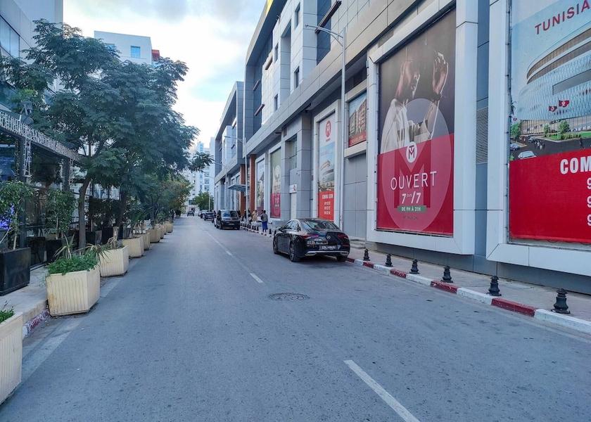  Tunis Exterior Detail