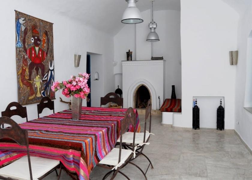  Erriadh Breakfast Area