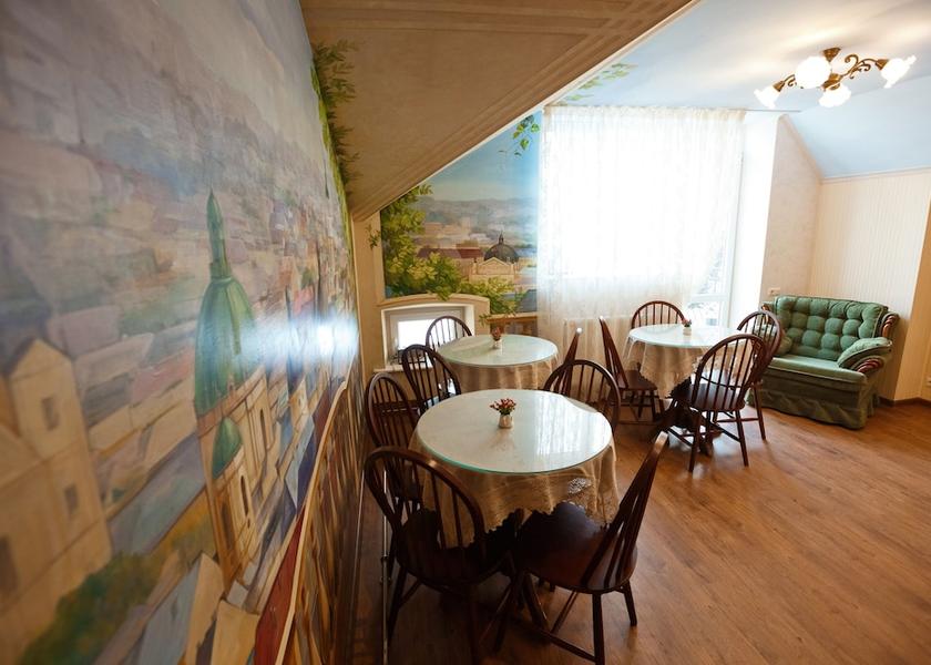 Lviv Meeting Room