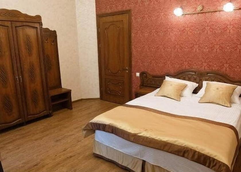  Lviv Room