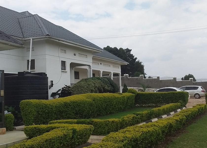  Bushenyi Exterior Detail