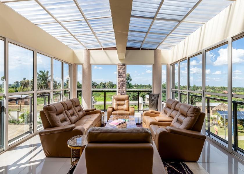  Arua Exterior Detail