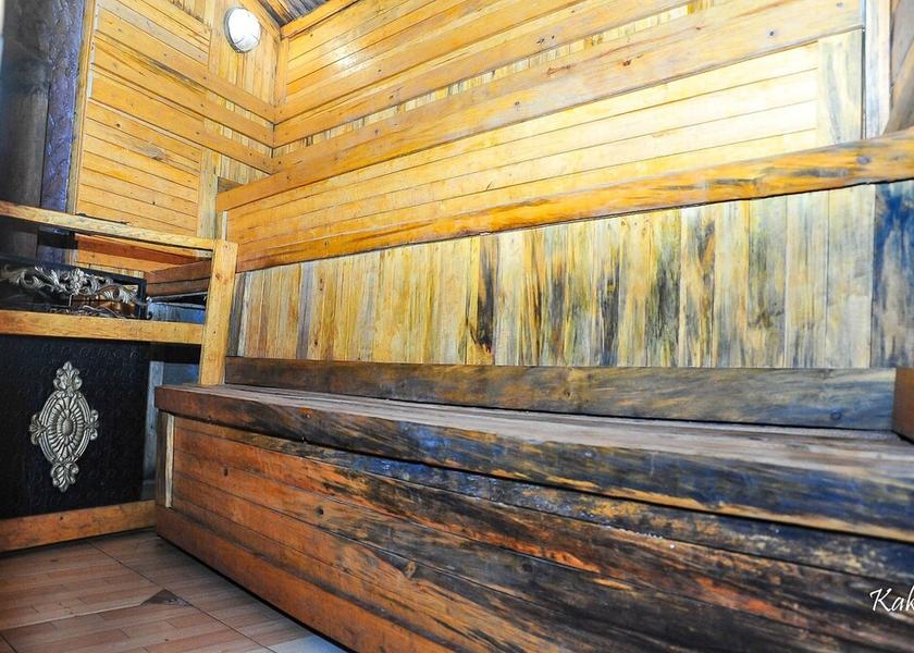  Jinja Interior Entrance