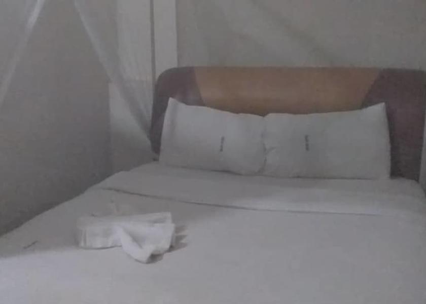  Kampala Room