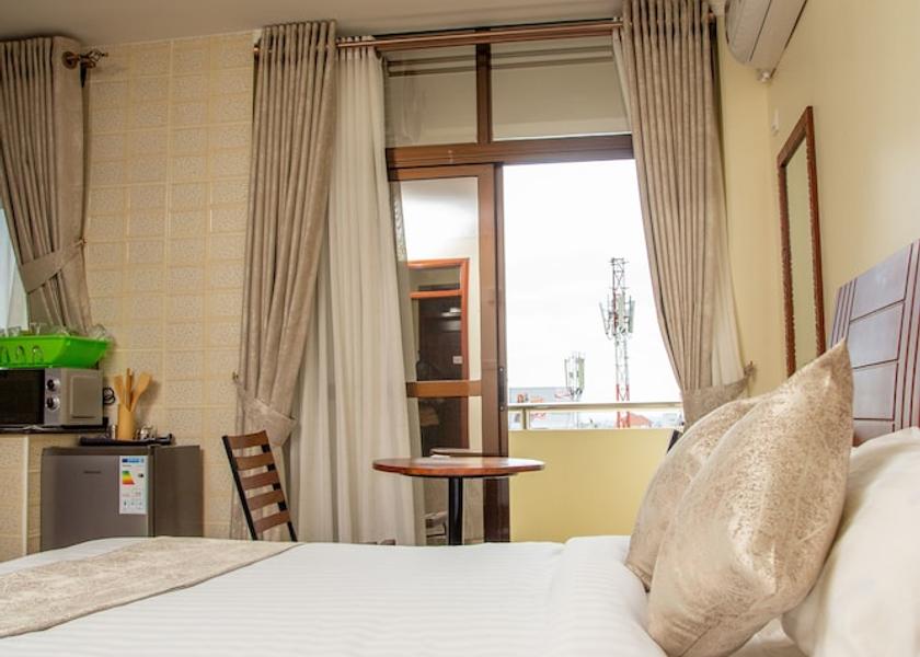  Kampala Room