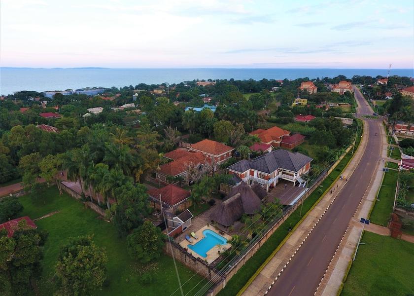  Entebbe Exterior Detail