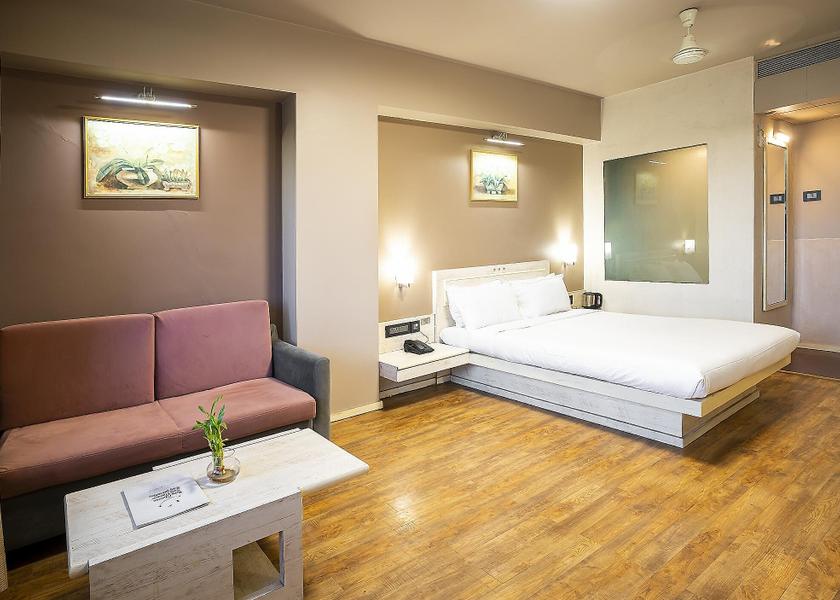 Madhya Pradesh Indore Presidential Suite Room