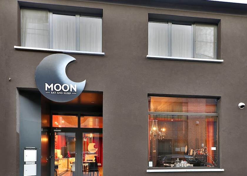 Flemish Region Sint-Niklaas Facade