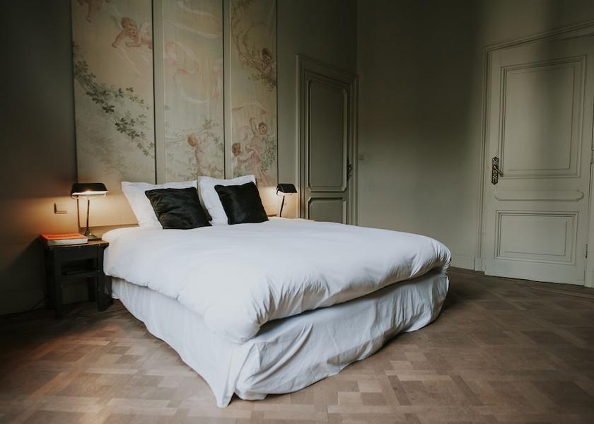Flemish Region Antwerp Room