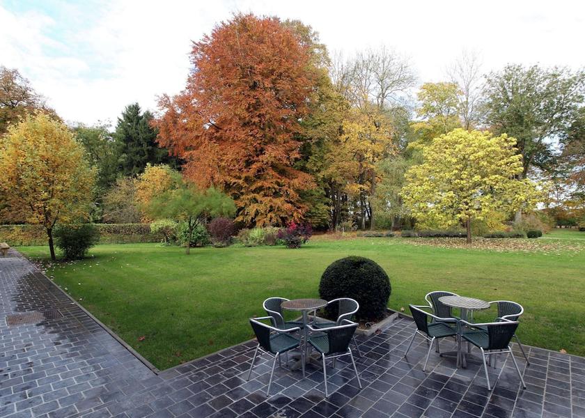 Walloon Region Mettet Dining Area