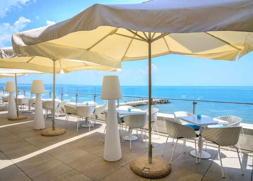  Golden Sands Exterior Detail