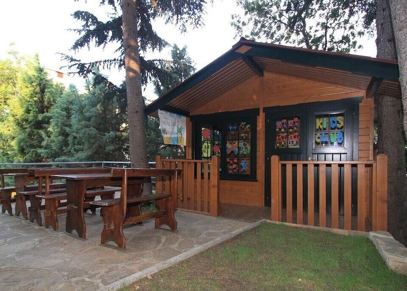  Golden Sands Exterior Detail