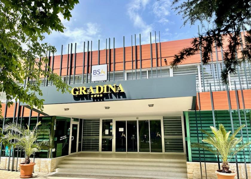  Golden Sands Primary image