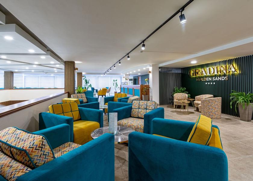  Golden Sands Lobby