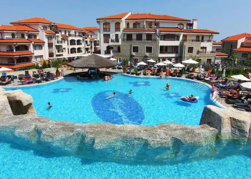 Burgas Pomorie Exterior Detail