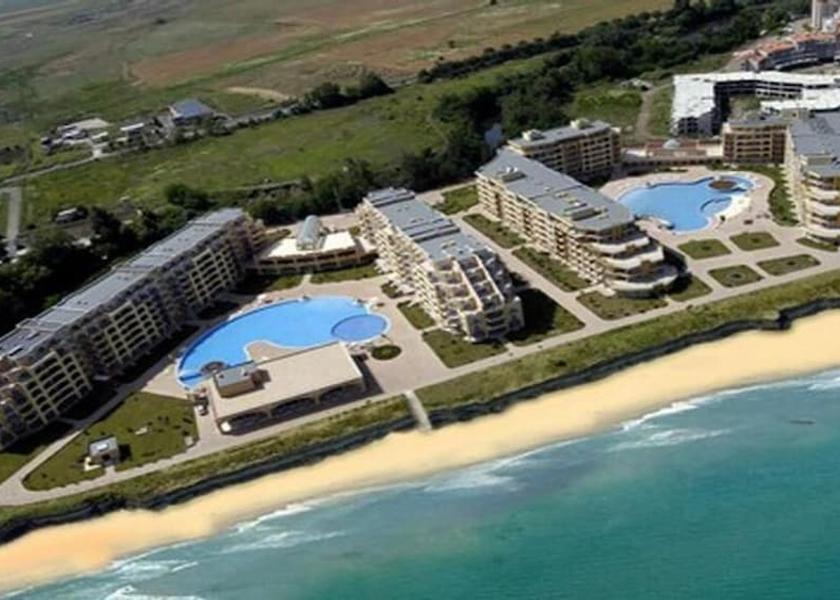 Burgas Pomorie Facade