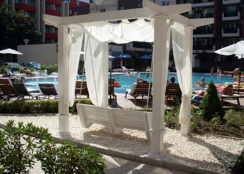 Burgas Nessebar Pool