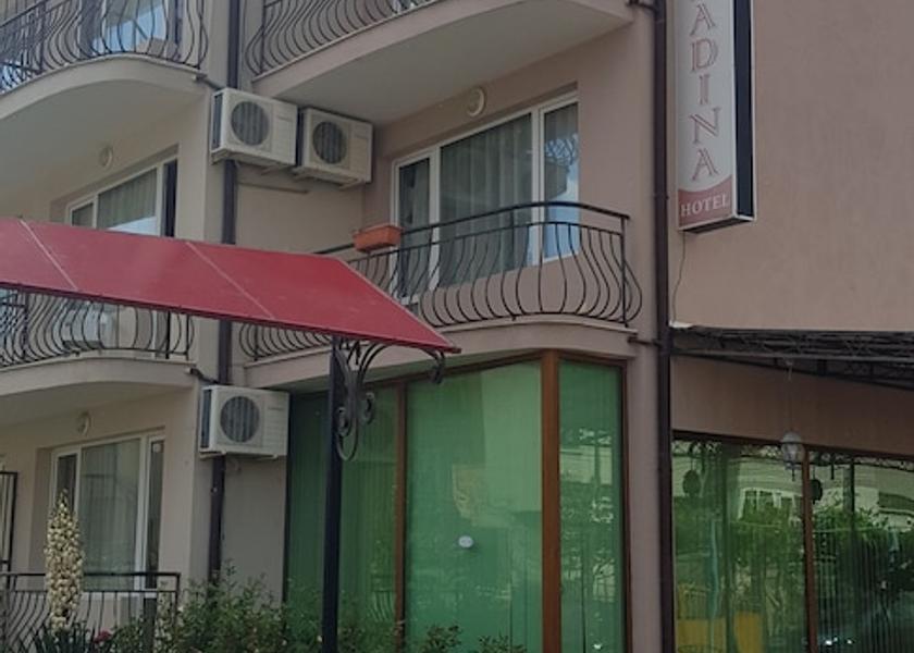 Burgas Nessebar Facade
