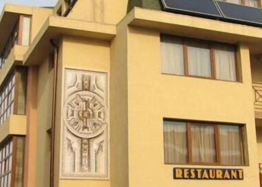  Bansko Exterior Detail