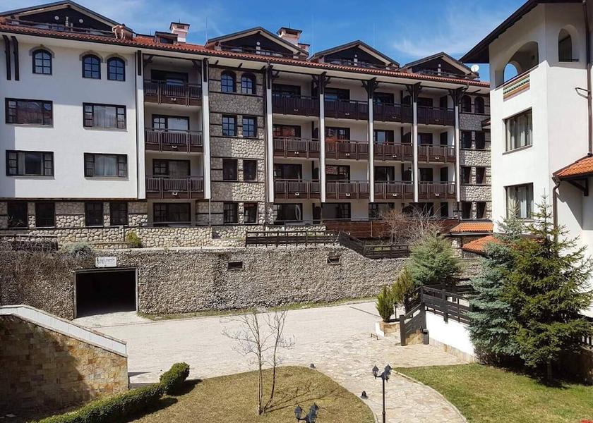  Bansko Exterior Detail