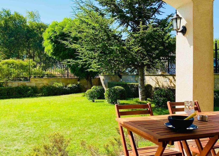 Burgas Sveti Vlas Exterior Detail