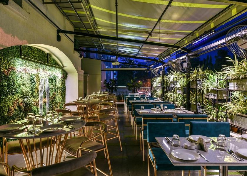 Maharashtra Mumbai Food & Dining